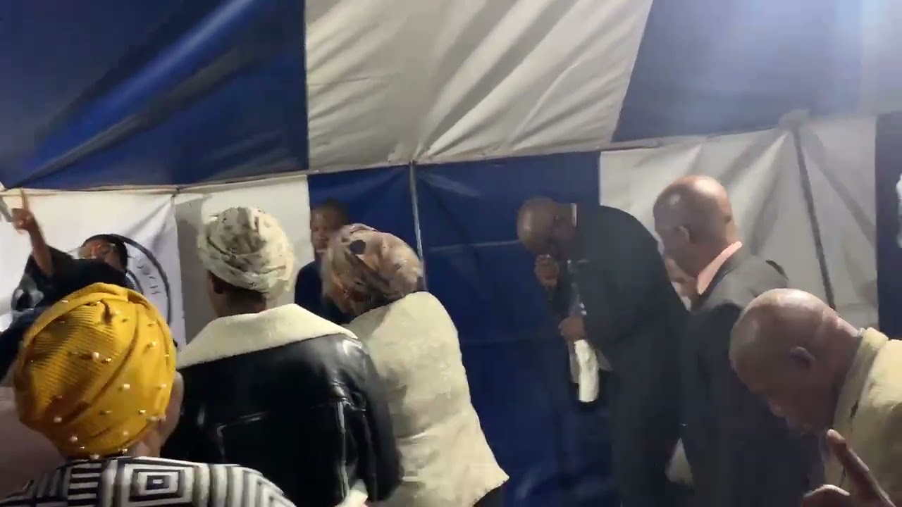 Sohlala neNkosi phakade naphakade 🙇‍♀️ #trending #gospelmusic #viral 