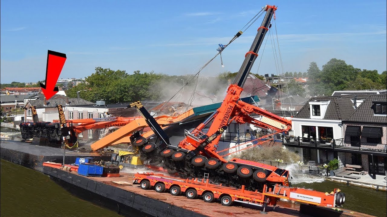 Extremely Heavy LIft Cranes Gone Wrong, Dangerous Crane Idiots Operator Skills