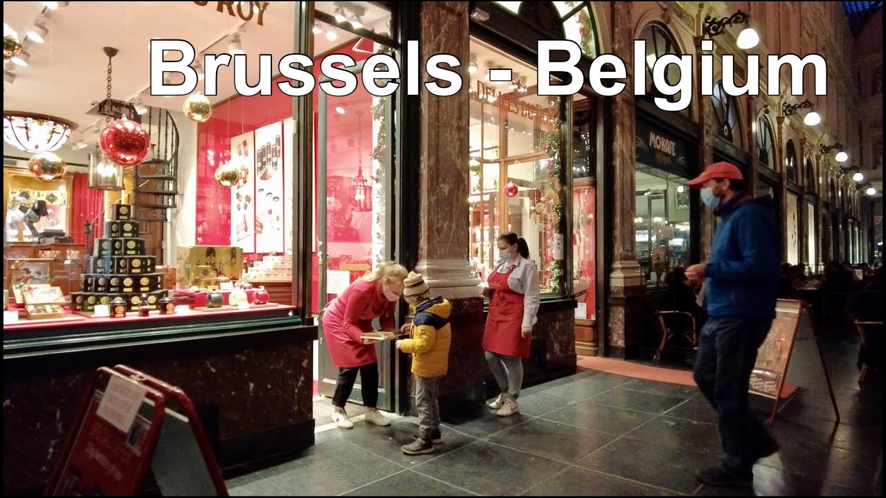 Brussels, Royal Saint-Hubert Galleries Christmas Shopping for Chocolate. Belgium Walking Tour [HD]