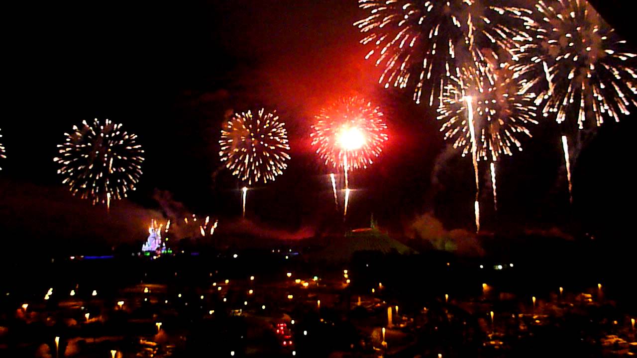 Disney's 2012 New Years Eve Fireworks from Contemporary Resort