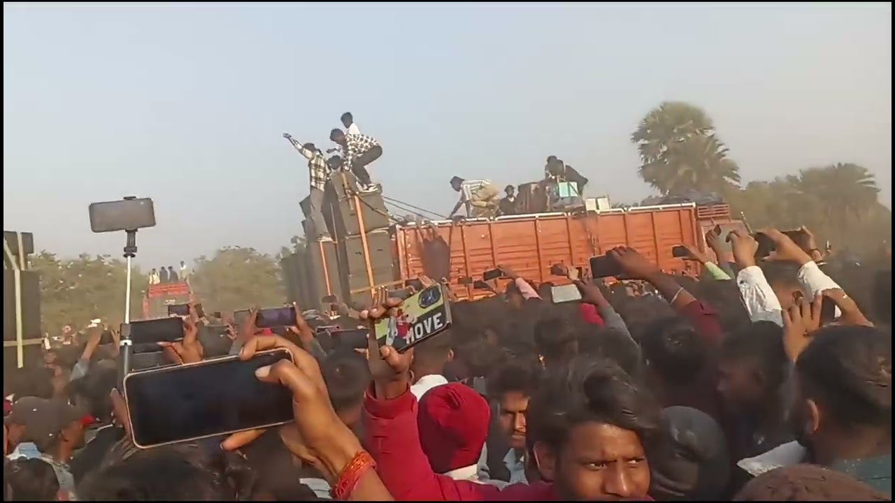Chadgai mela ka DJ compition 