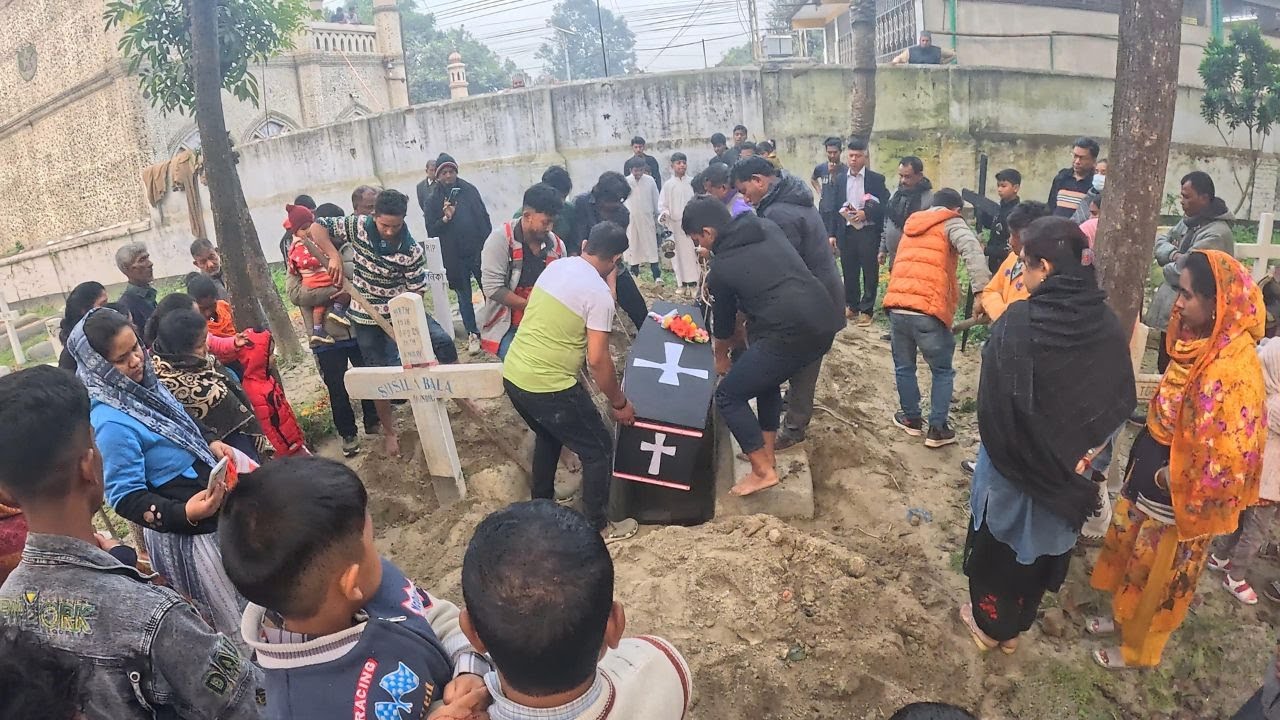 বাংলাদেশের খ্রিস্টানরা যেভাবে মরদেহ সমাহিত করে ।। Christian Funeral Ceremony in Bangladesh