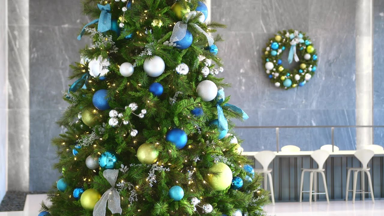 Holiday Decorating Services - Plant Solutions