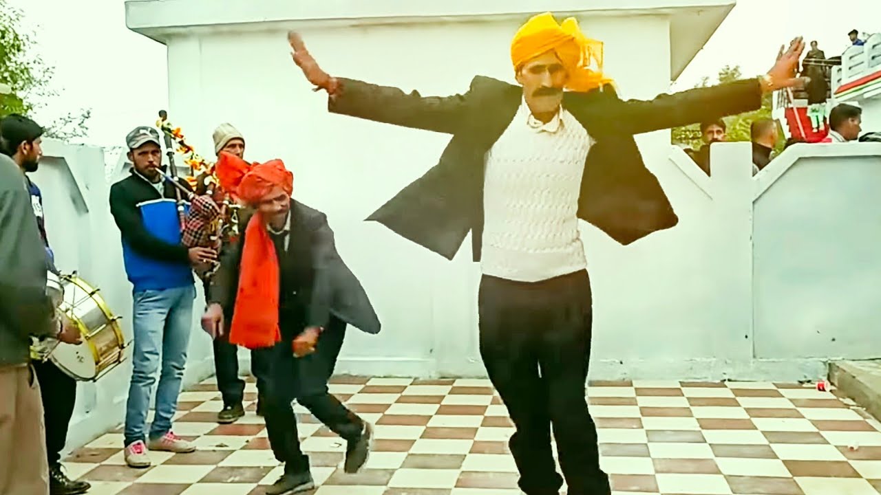 Jammu⛰️ village traditional 🕺DOGRI dance by 75 yr old man #jammu #dogri @babaisghumakkad