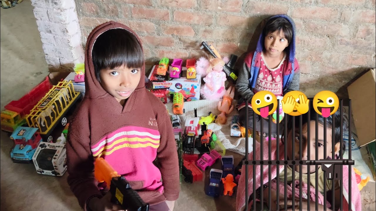 खिलौना चोर पकड़ा गया 🚓 | Funny Kids Story | Suraj Kid's TV #kidsvideo #youtube #tractor 