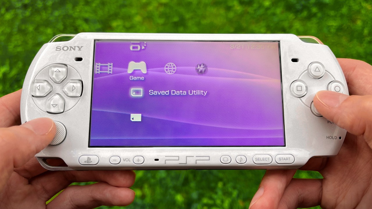 Старушка PSP &mdash; моё спасение от думскролла и ограничений