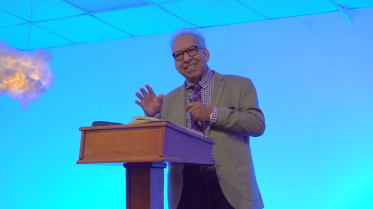 Hablando con Dios 😇📲 : Oren por todos - Pastor Francisco López - 021526