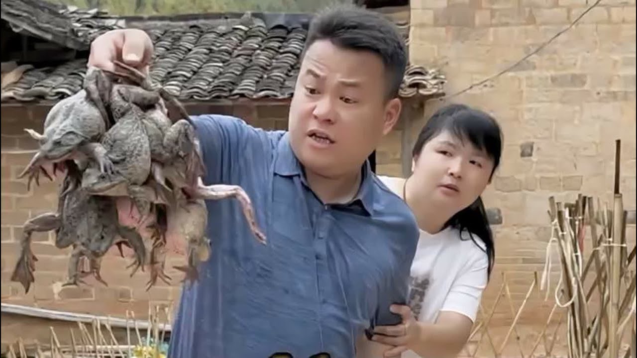 今天一道黄豆焖牛蛙，嫩滑可口好吃到爆！