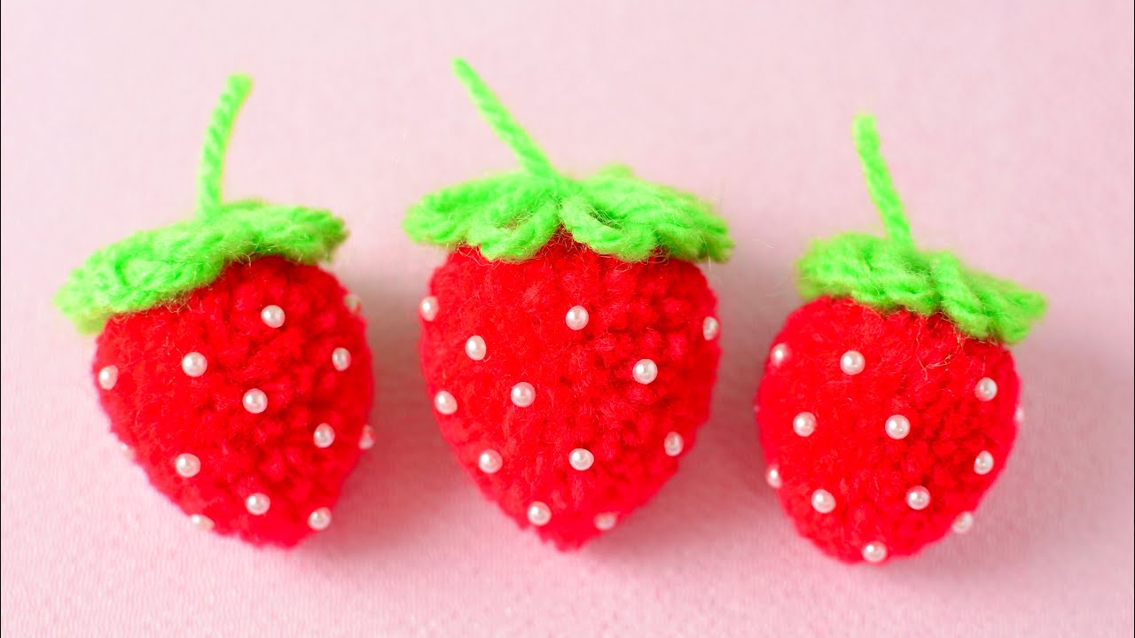 【100均DIY】ポンポンいちごの作り方🍓strawberry