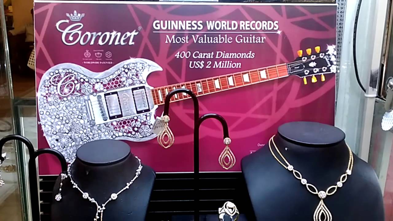 Most Valubel guitar in the world US $ 2 Million