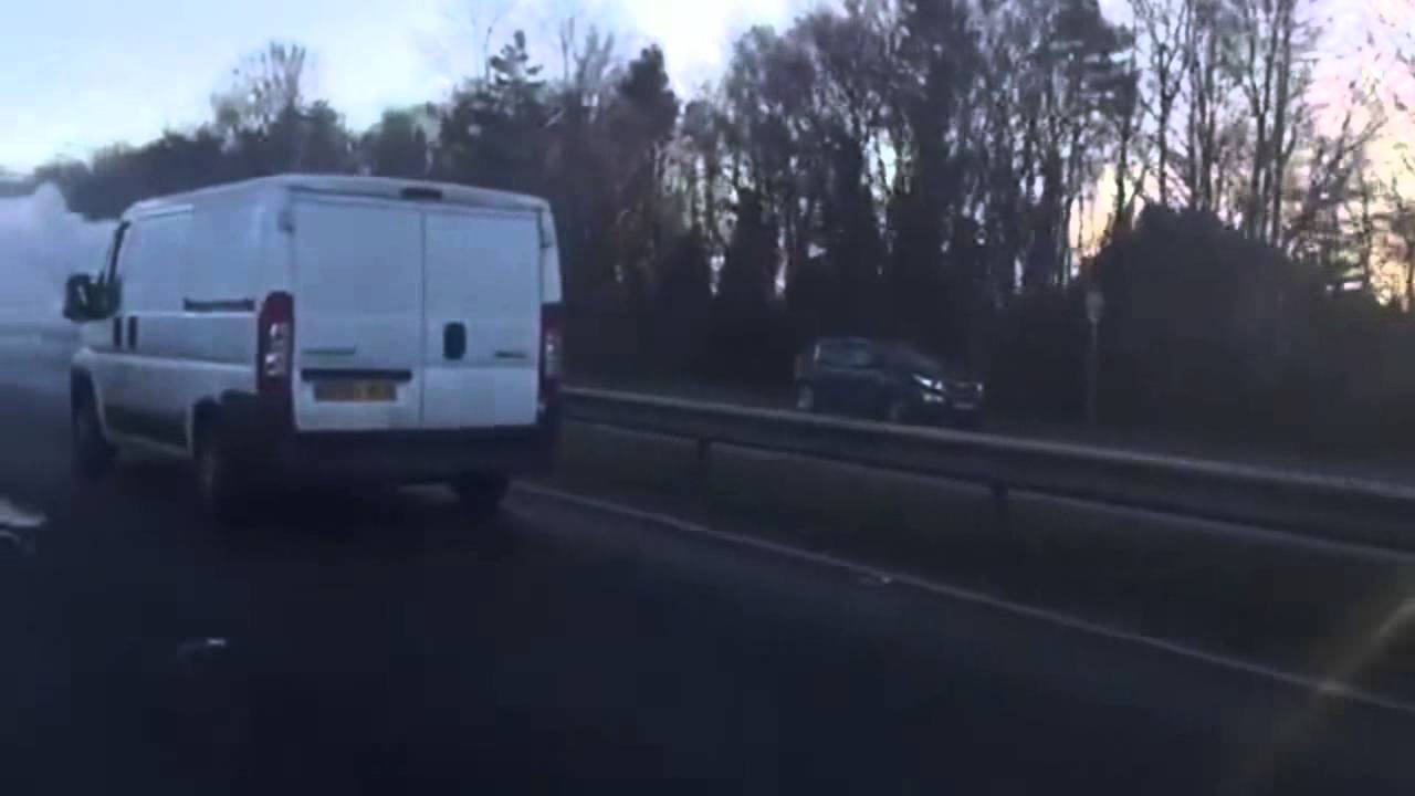 A483 Car Fire - Wrexham.com