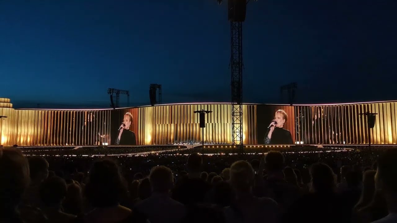 Adele in Munich 4K - I'll Be Waiting - Night 9 (30/08/24)