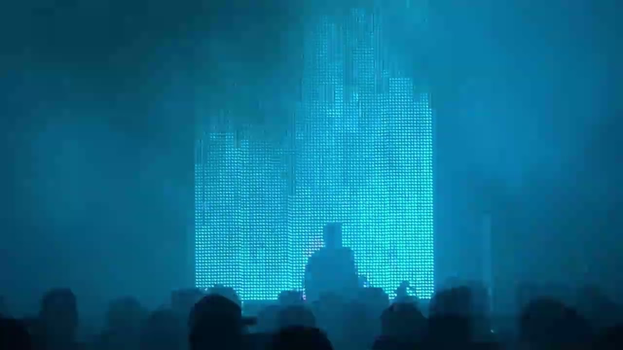 BEN KLOCK ⋄ MOSCOW ⋄ 2022