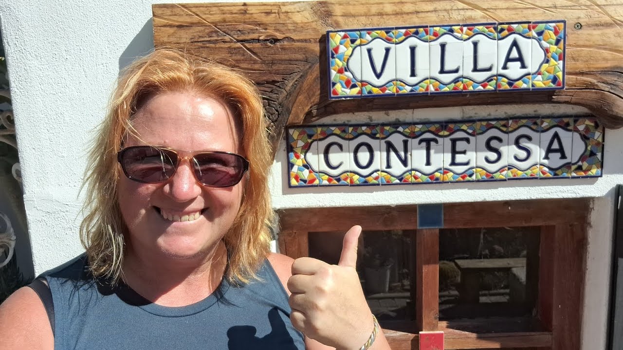 Life/æt/45 - Villa Contessa Review: Beaufort West, Western Cape, South Africa