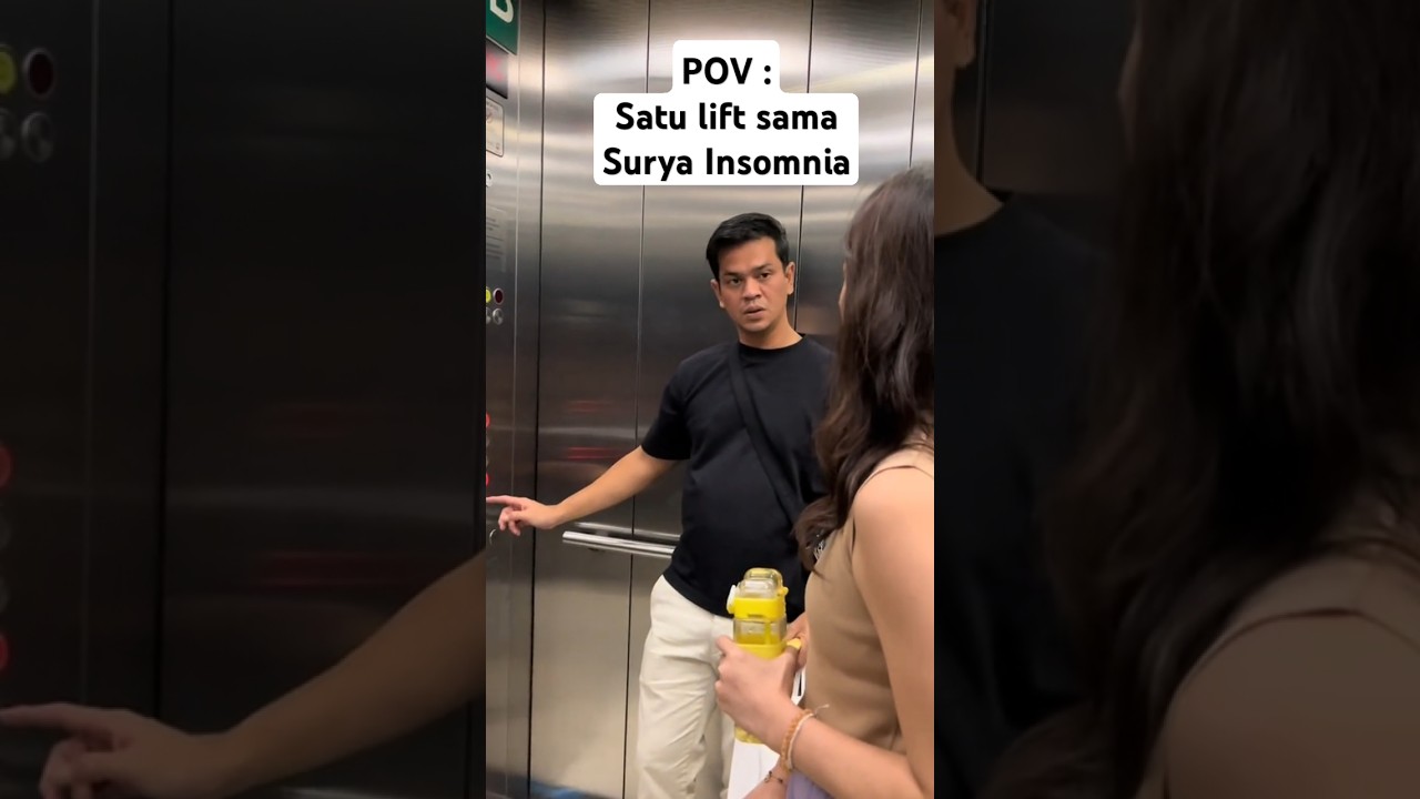 Satu lift sama Surya Insomnia, ga mungkin ngajak foto sih 😂