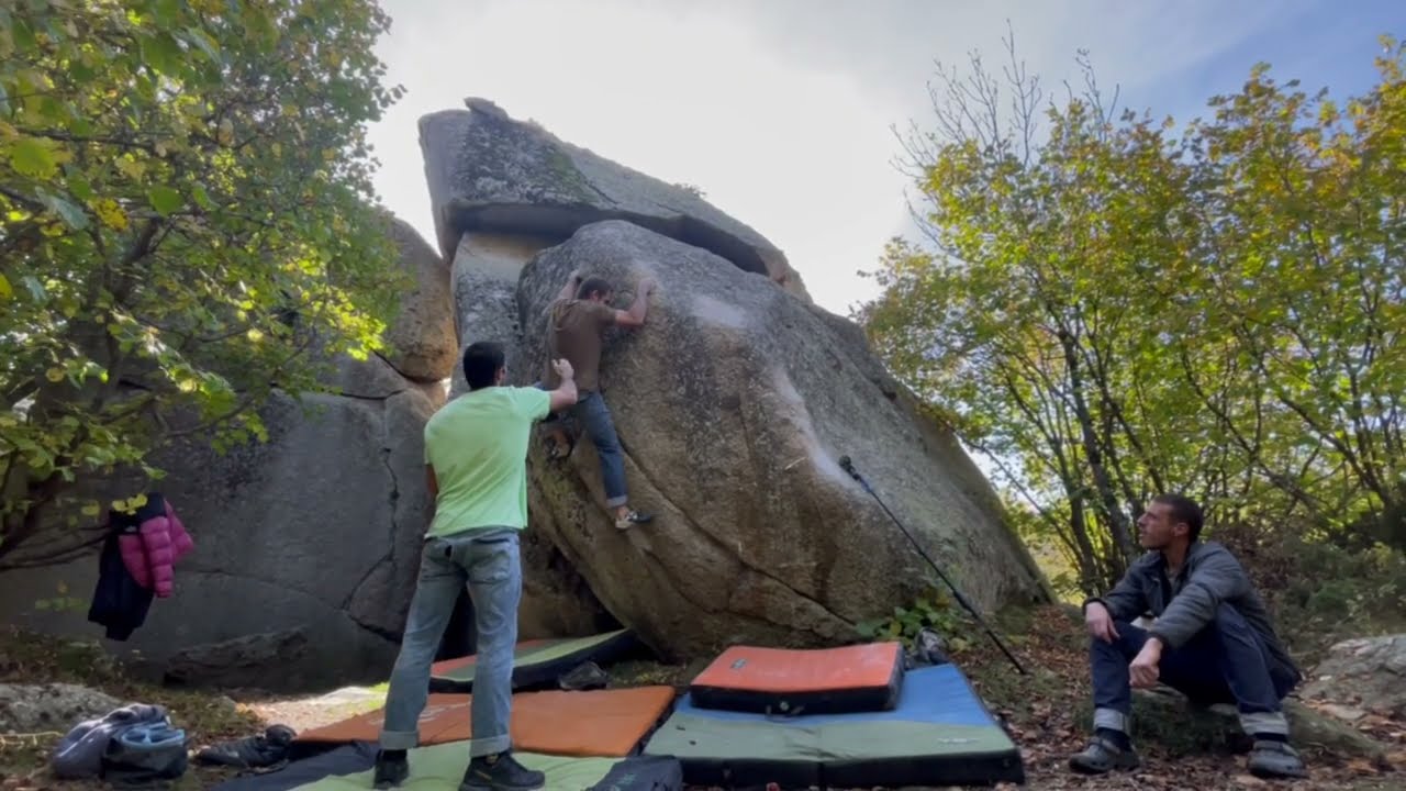 BoulderAddicts Cap.75 Boulder en Targasonme