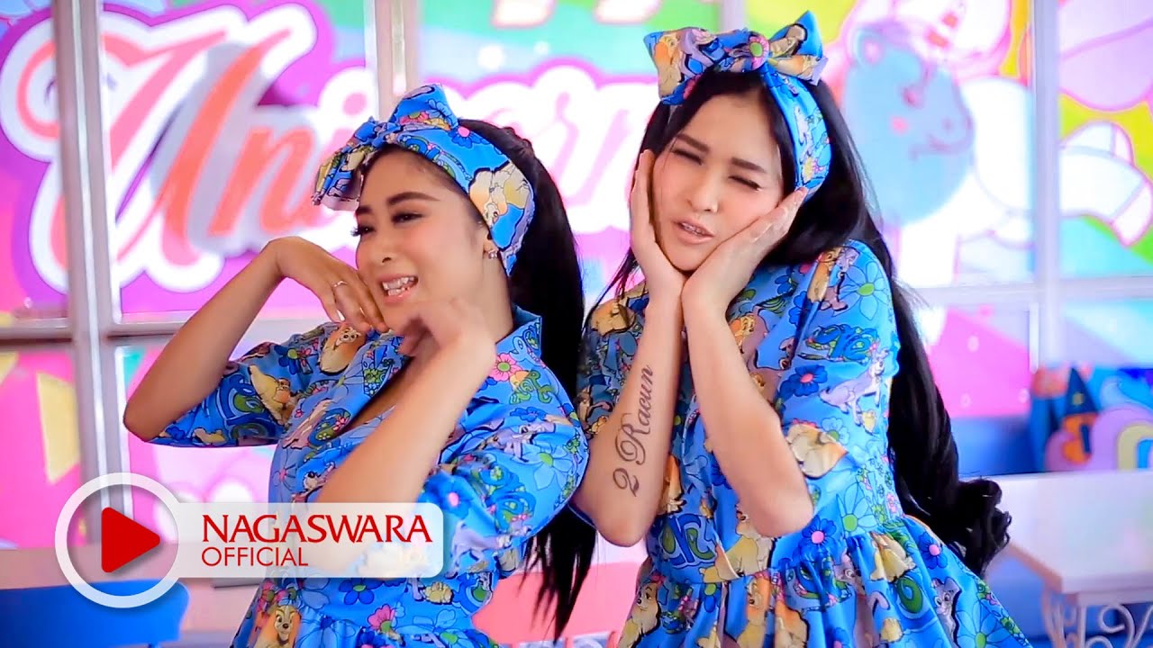 Duo Anggrek - Goyang Duo Anggrek (Official Music Video NAGASWARA) #music