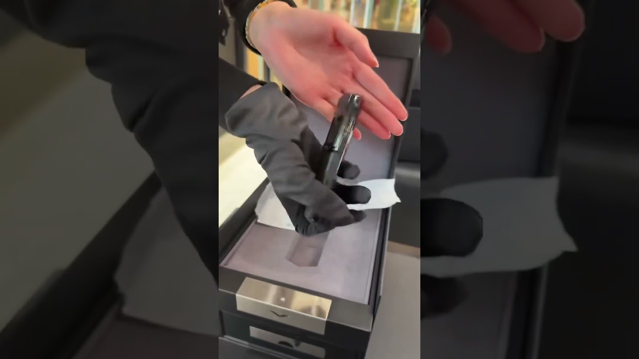 Every VERTU is hand-built with rare luxury materials, just like a masterpiece #vertu #luxury #elite