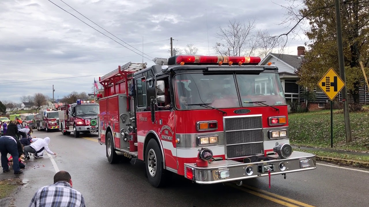 Rain forecast doesn't stop Santa and Mrs. Claus in Church Hill