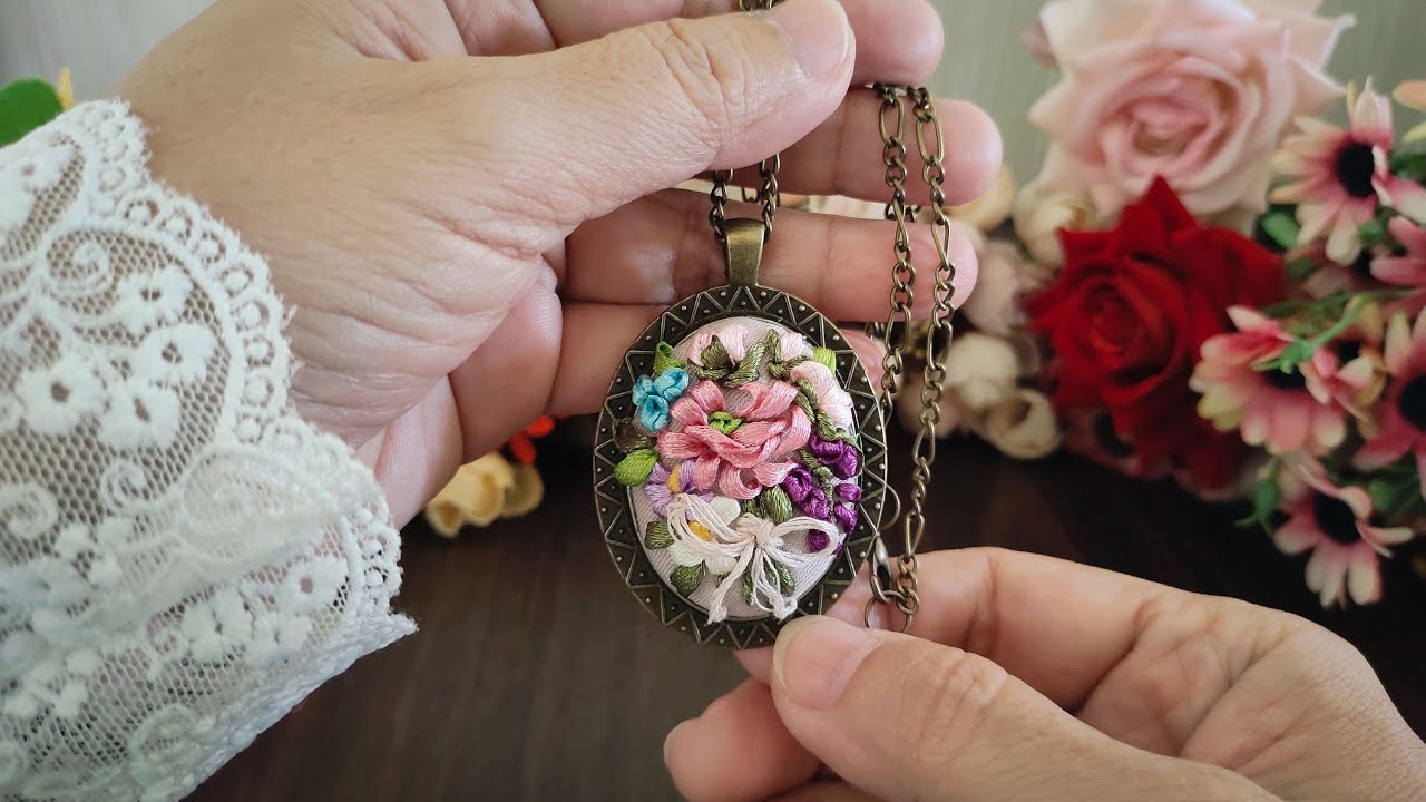 3D Flower Embroidered Pendant - How To Make Vintage Embroidery Pendant - Product To Sell - Gift Idea