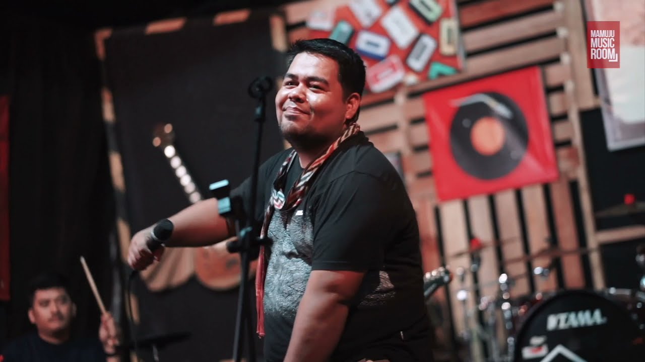 Lagu Mamuju - Oh pulau karampuang Cocok untuk Musik Senam - Yudha Hari Abri ( Live at MMR  )