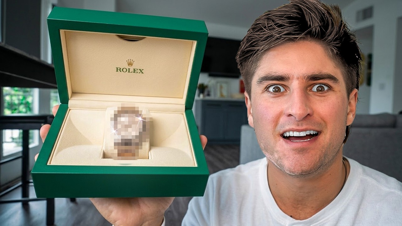 Я купил свои первые часы Rolex.