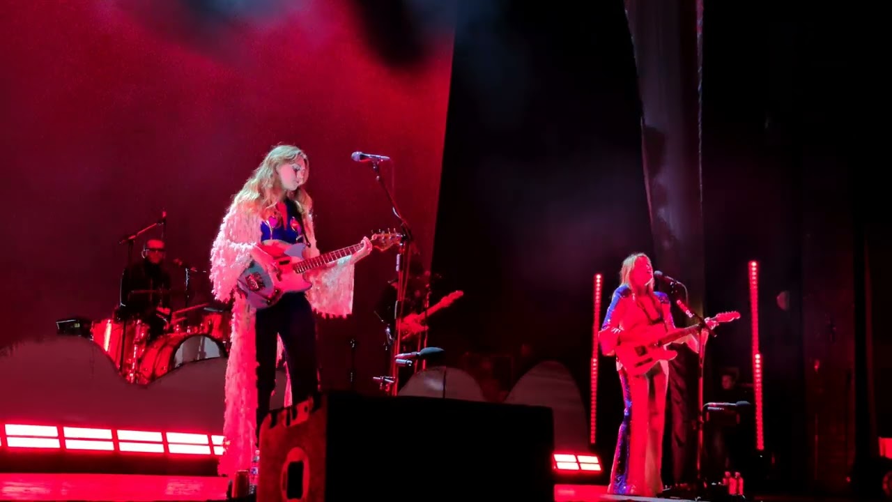 First Aid Kit - Rebel Heart (Live from Manchester Apollo, 30th November 2022)