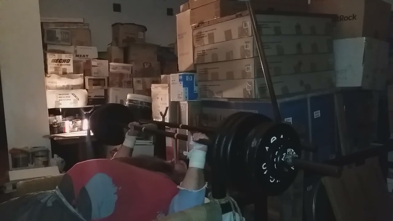 BENCH PRESS 153 KG × 2 REPS.