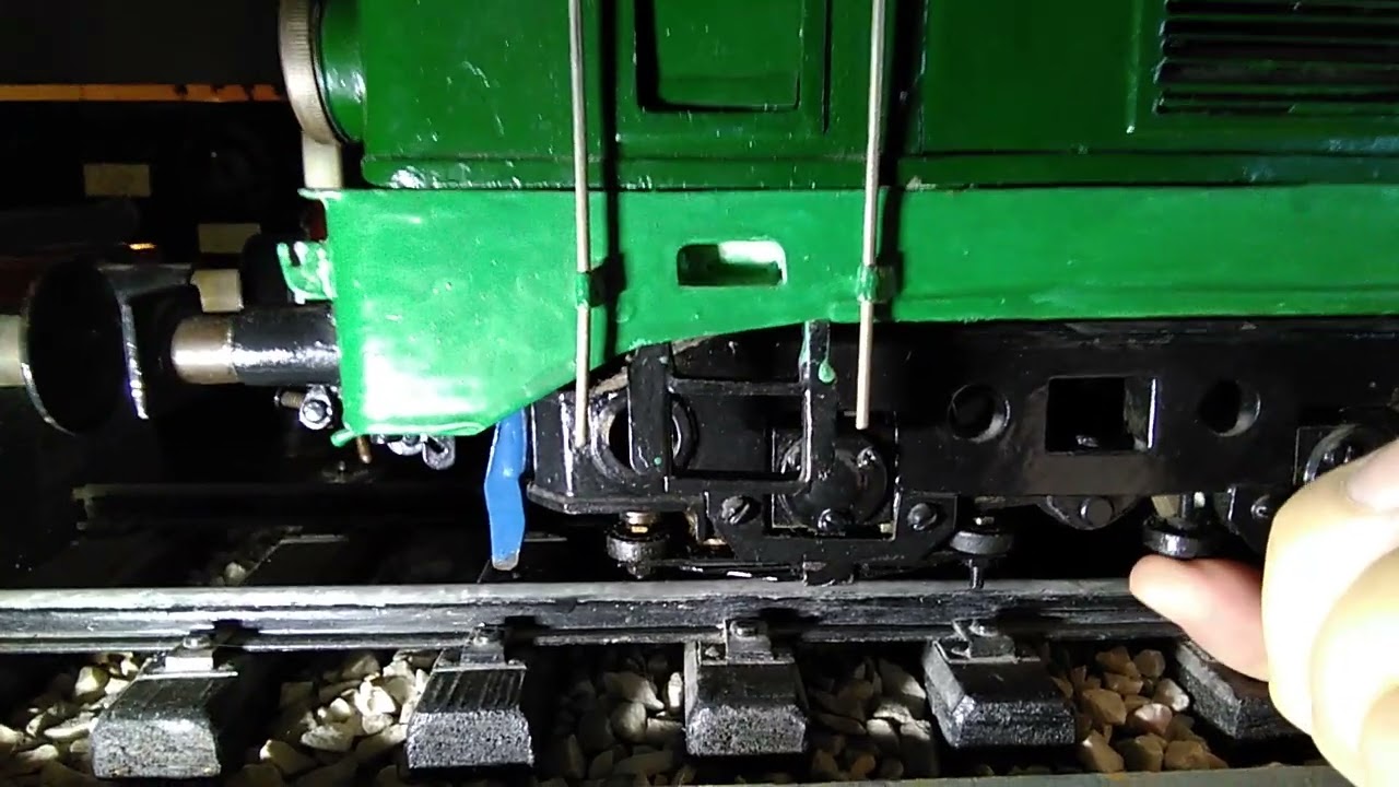 model ET21 idea działania zawieszenia sprzężonego