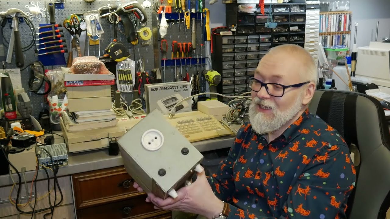 Zestaw Commodore 128 zasilany napięciem 110V. Jak zrobić konwerter napięcia 230V/110V - PROSTO!
