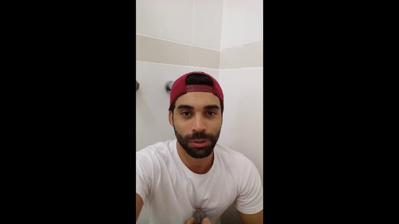 Limpando box com esponja de a&ccedil;o - 