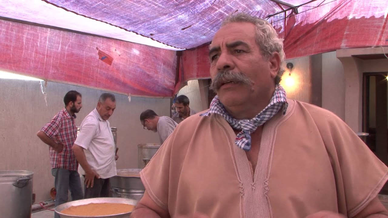 food in a Libyan wedding  يوم الغذاء في عرس ليبي