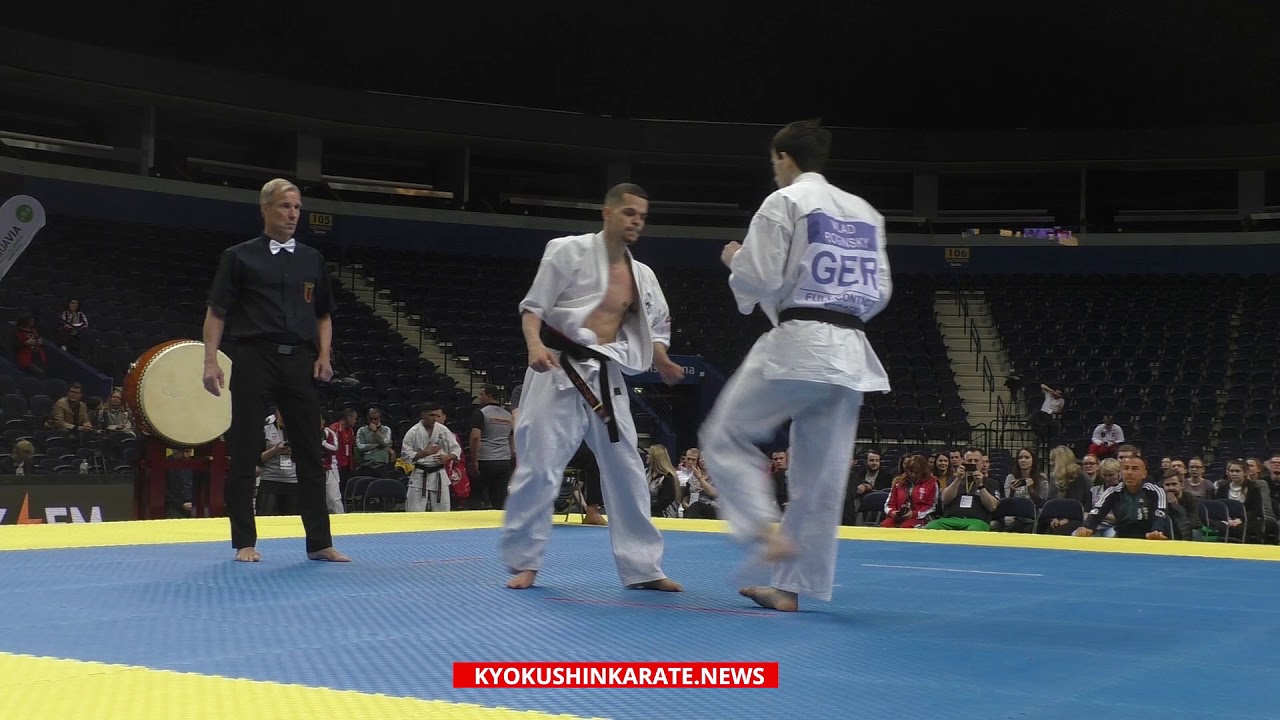 WKO EC 2019, 1/16 -75 Farkas mor Fekete (Hungary, aka) - Wlad Roginsky (Germany)