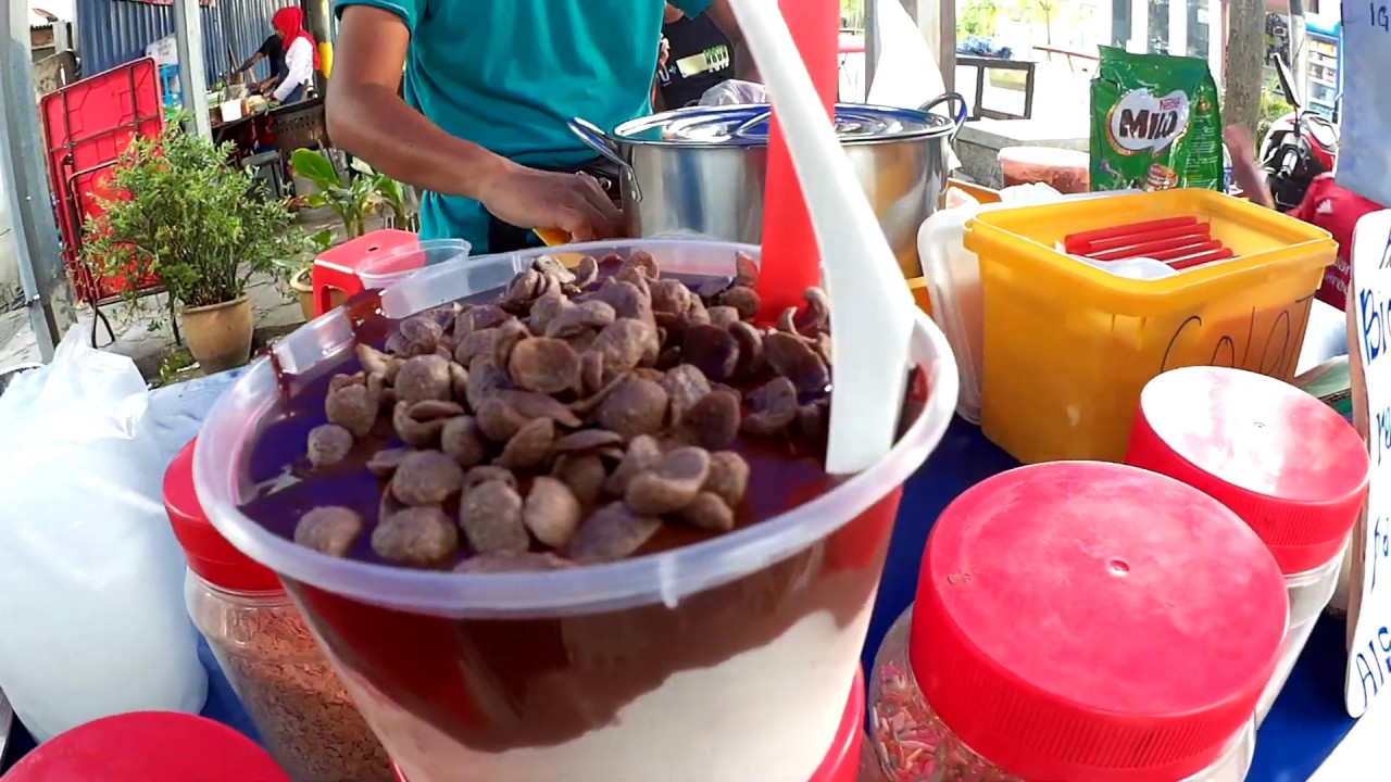 MALAYSIA STREET FOOD ICE MILO | KAMPUNG BARU