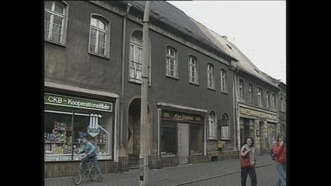 F26039004
