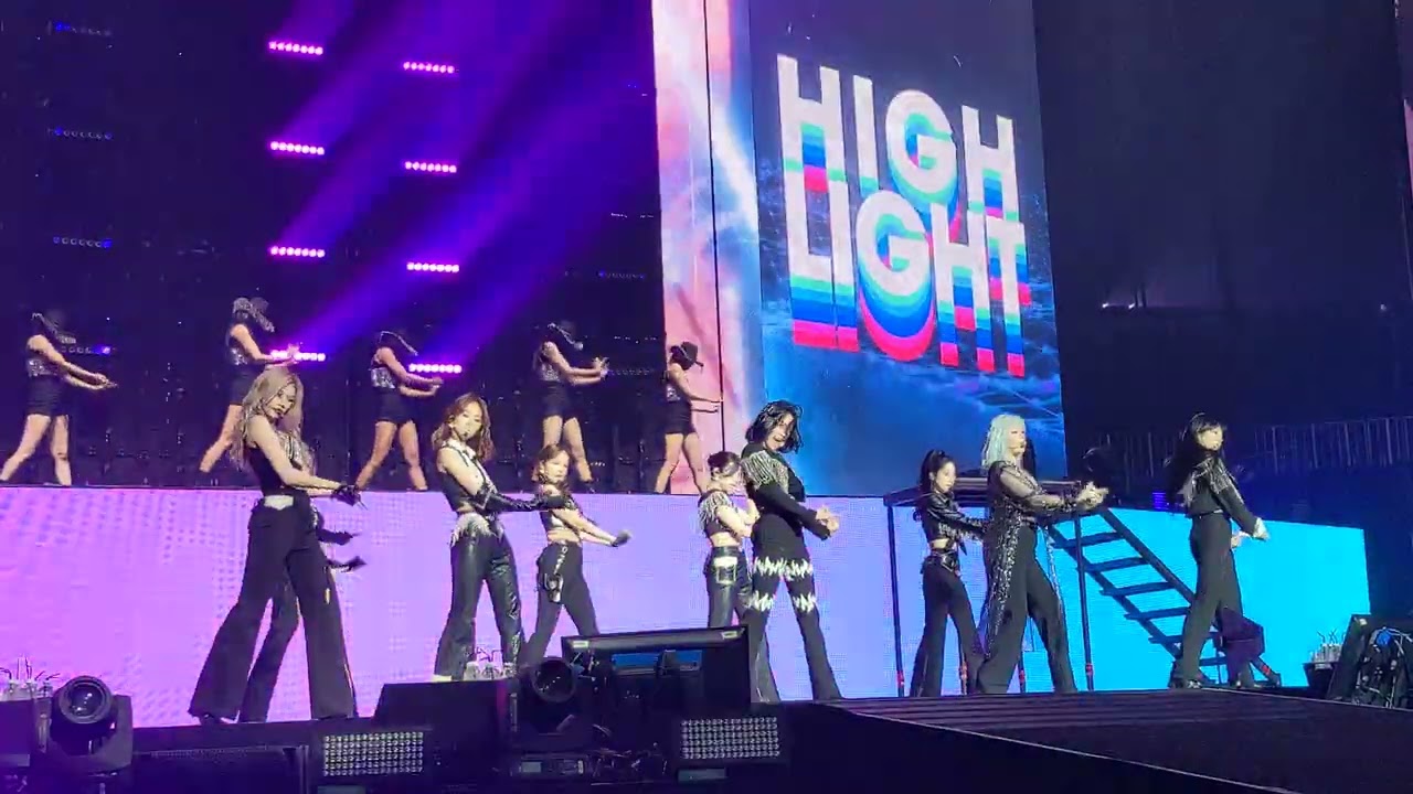TWICE - I Can't Stop Me (full) - ATL (2/24/22)
