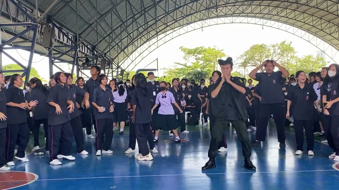 Dance at school (ช่วงหลัง)