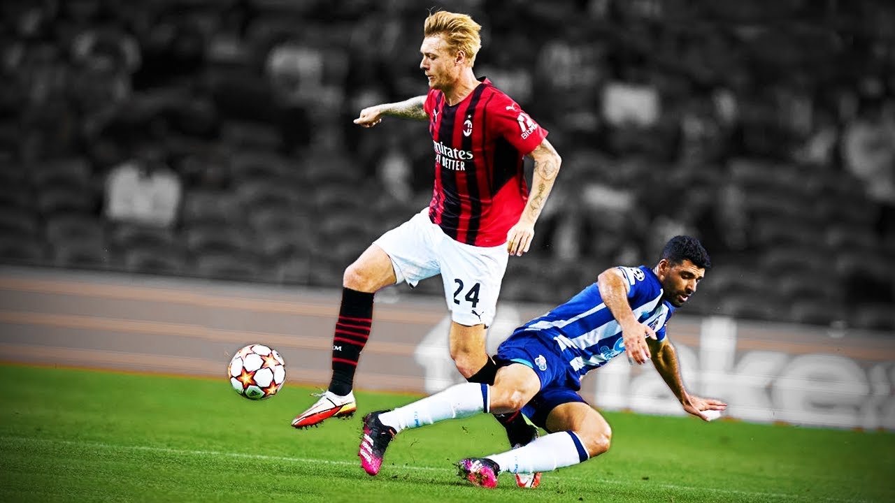 Simon Kjaer - The Art of Intelligent Defending