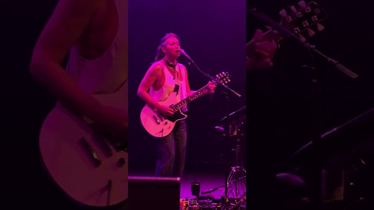 KT Tunstall Suddenly I See Rockford IL 9.26.25