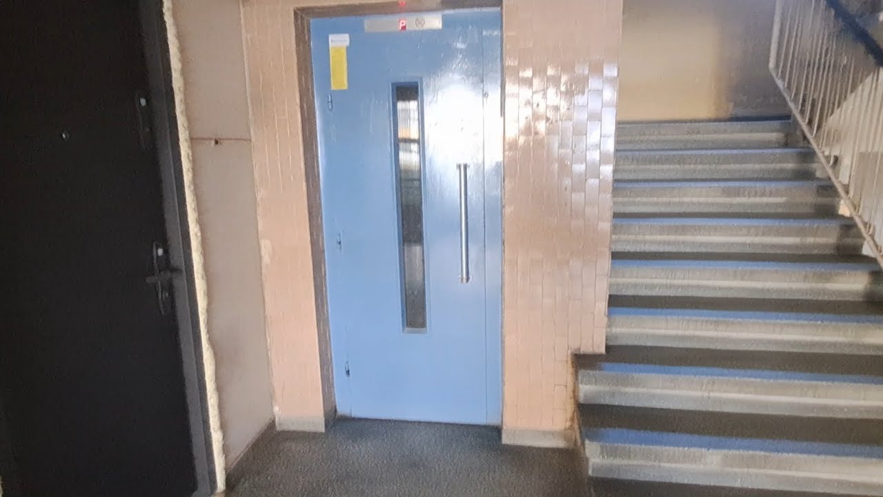 Old IFMA traction elevator, modernized @ Șos. Colentina, bl.OD 57, Bucharest, RO