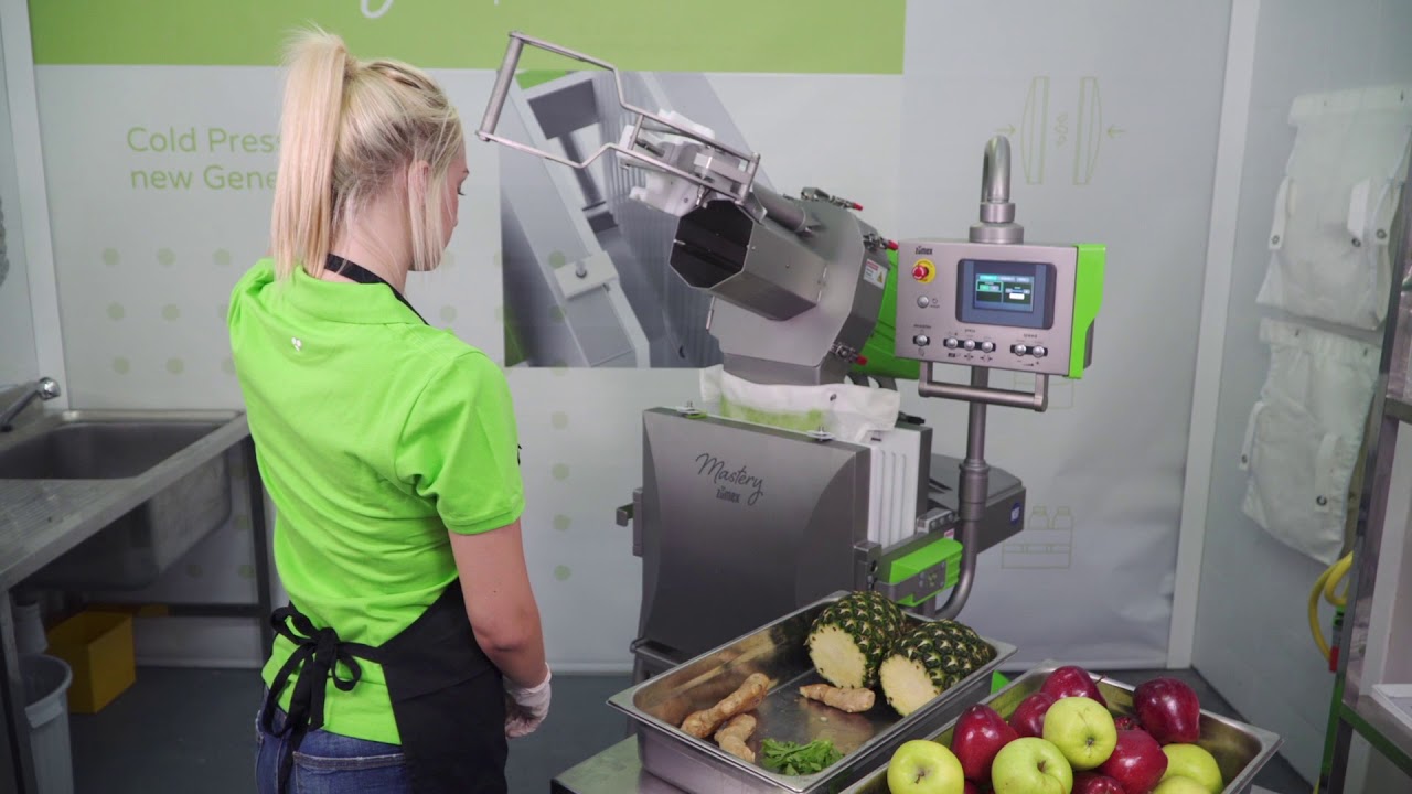 Cómo trabajar con el extractor de jugo prensando en frio Mastery