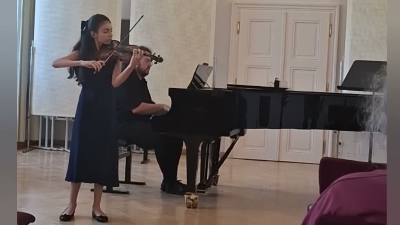 Mendelssohn in E minor 2nd & 3rd mvt.- Bach sonata1Siciliana- Paganini#13  Zoe Saadeh