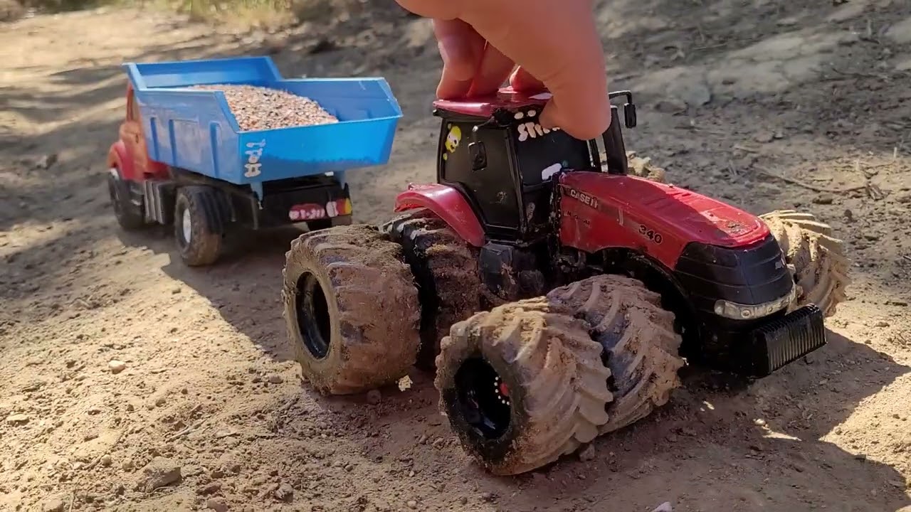 COLHENDO O SORGO PARA O VIZINHO! ( CASE 340 PUXANDO O CAMINHÃO CARREGADO!) 🚜💨