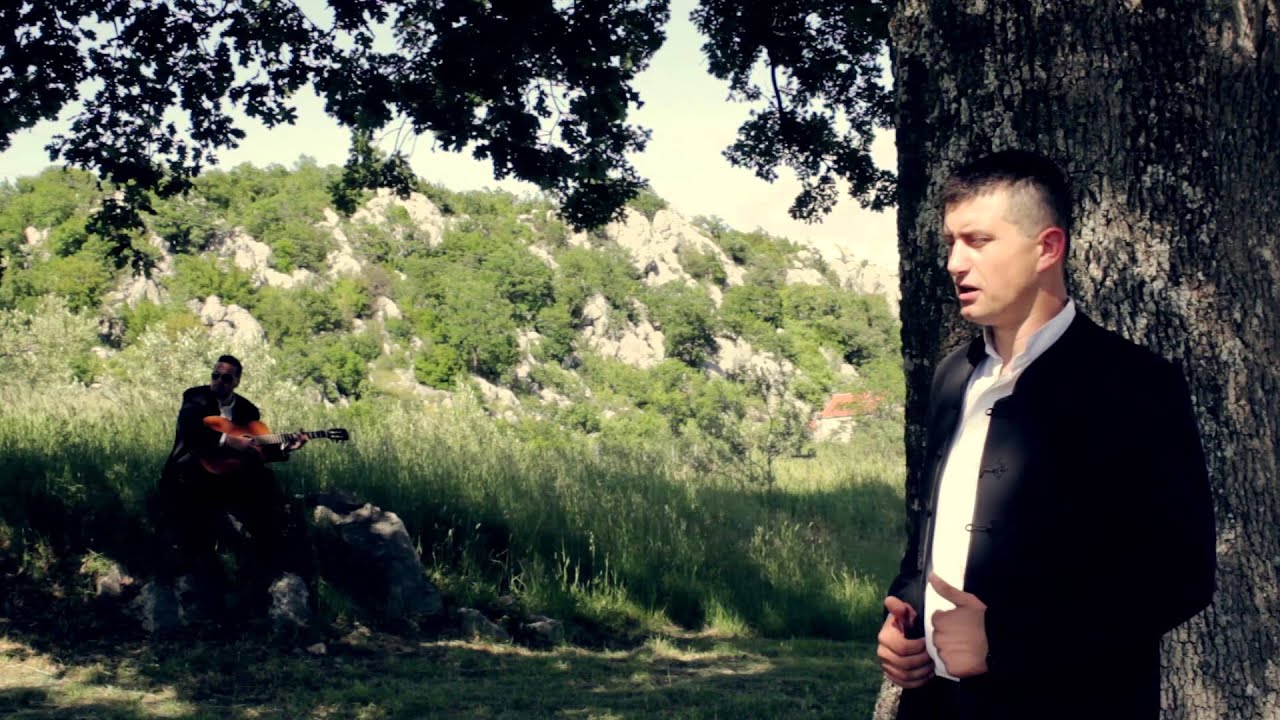 Pleteri i klapa Pasika - Sve me na nju sjeća [Official video]