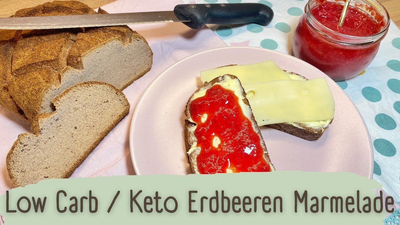 Leckeres Low Carb Fr&uuml;hst&uuml;ck mit selbstgemachter Erdbeermarmelade - einfach Keto zeigt wie es geht