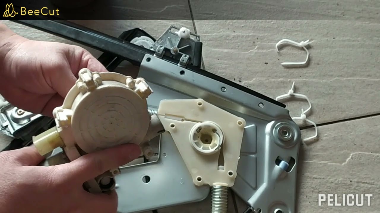 BMW E39 前座電動窗升降機更換 BMW E39 Front Window Regulator Replacement