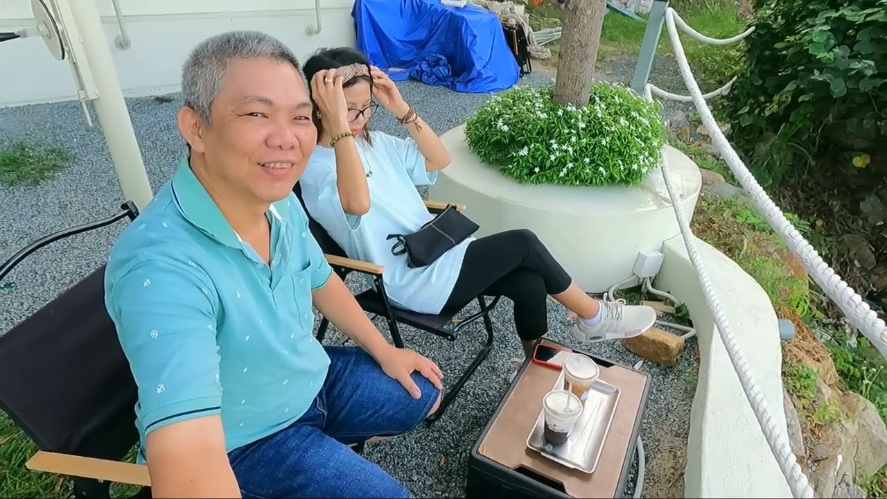 #01.Cà phê UMI+ II Những quán cà phê ven biển