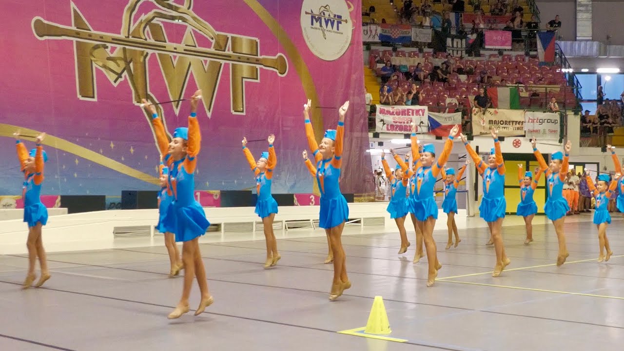 *REBELKY DDM Bilovec* -defile baton Classic-XX European Majorette Championship MWF Monza 2025