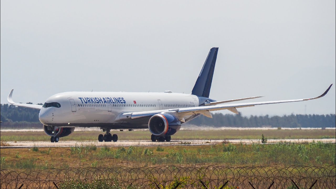فيديو رائع لطائرات تقلع من مطار هواري بومدين الدولي على المدرج رقم  plane spotting in Algeria