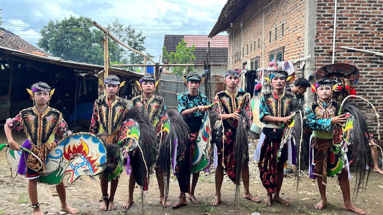 TARI SENTEREWE PUTRA || KREASI JARANAN SISWO BUDOYO NATAR